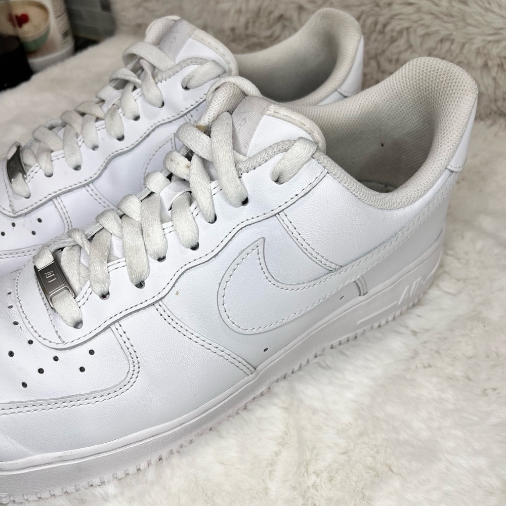 AF1